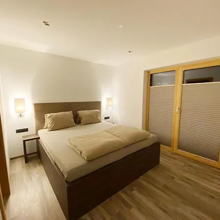 Alpen Andi Apartman